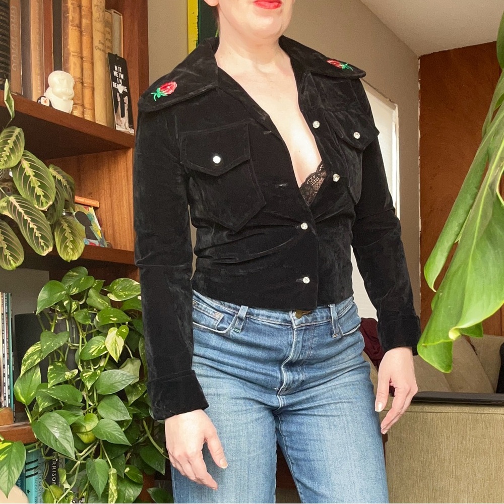 Vintage rockabilly jacket black velvet red roses